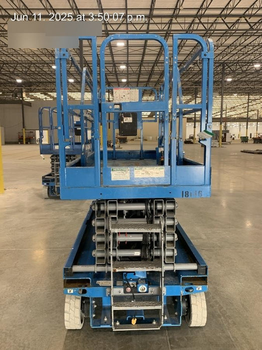 2018 Genie GS-3246 Genie GS-3246 w/Folding rails, Full height swing gate