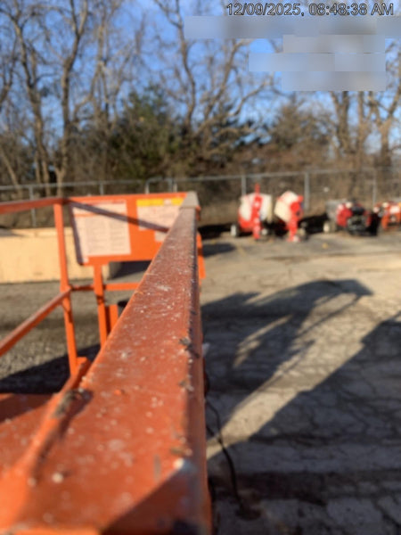 2022 JLG ES2632