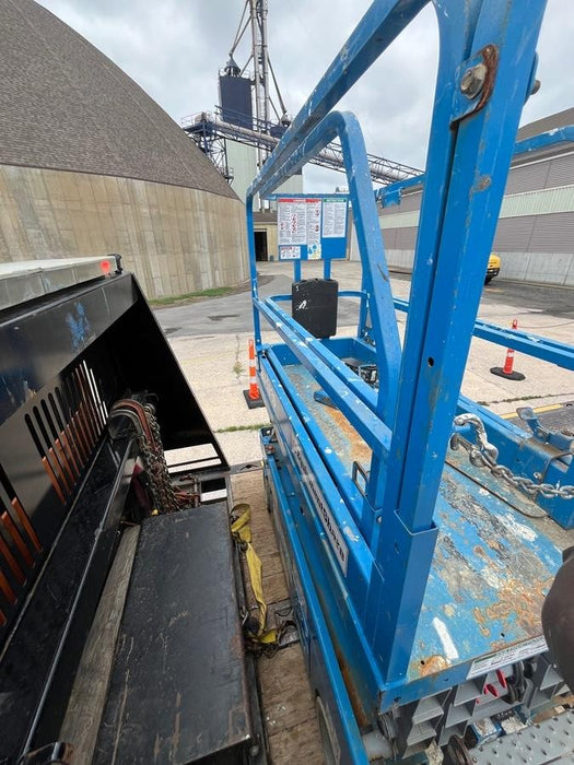 2019 Genie GS-1930 Fixed rails with chain Entry