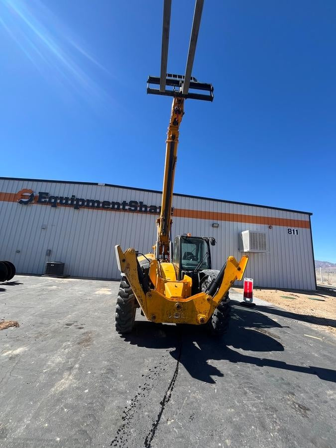 2020 JCB 512-56