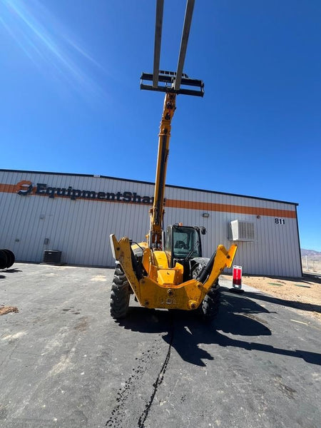 2020 JCB 512-56