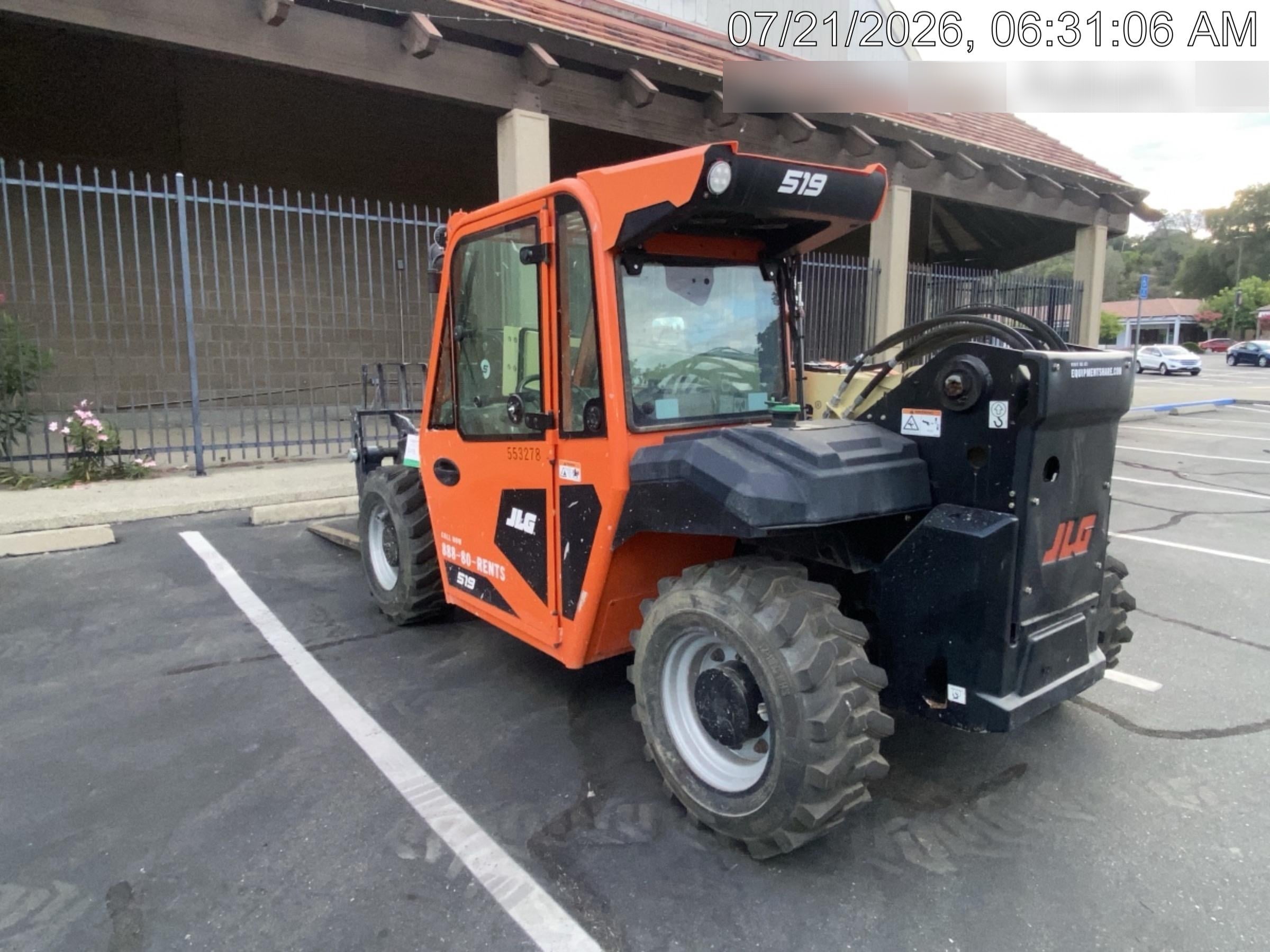 2025 JLG 519