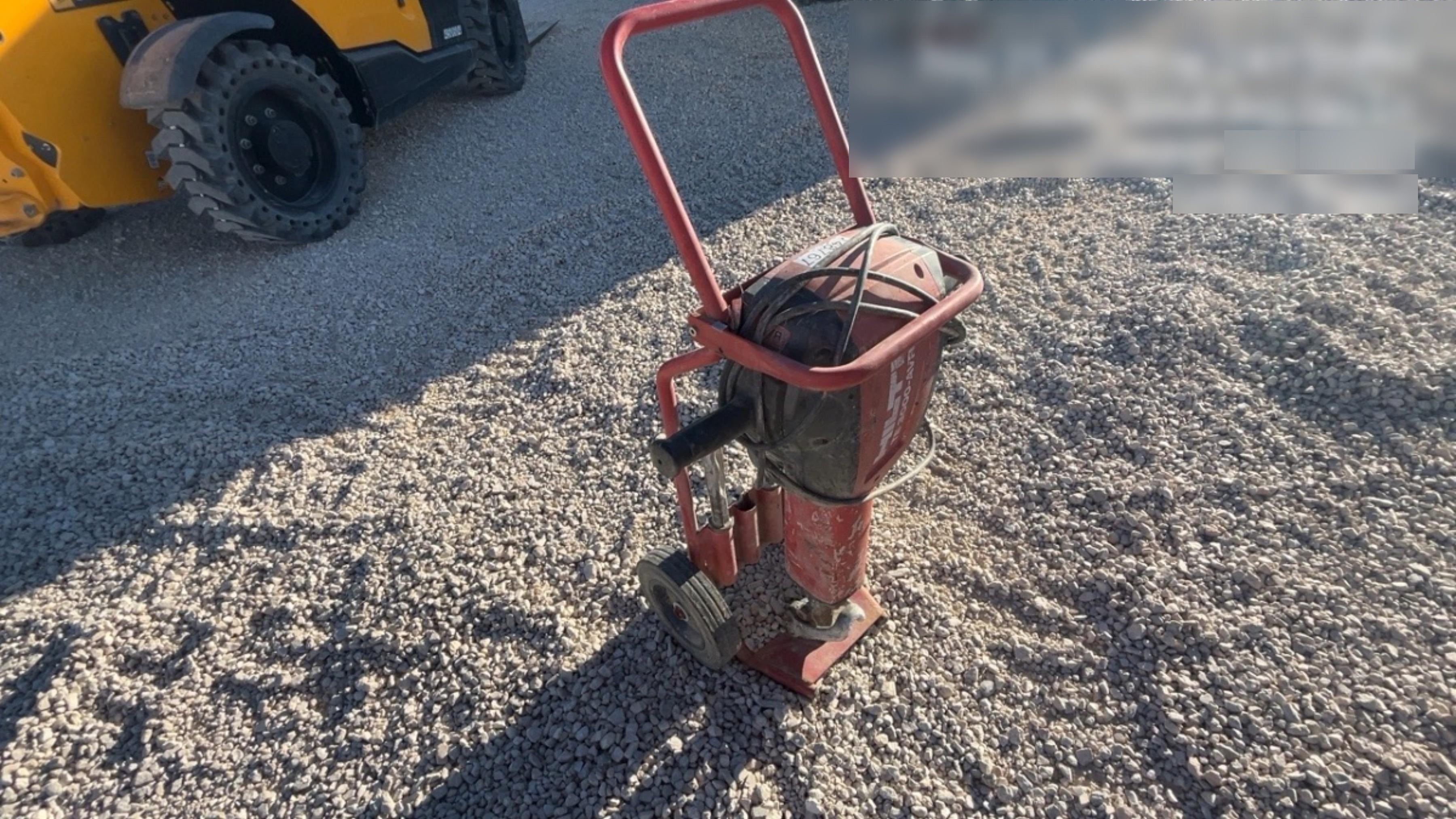 2021 HILTI TE 3000-AVR