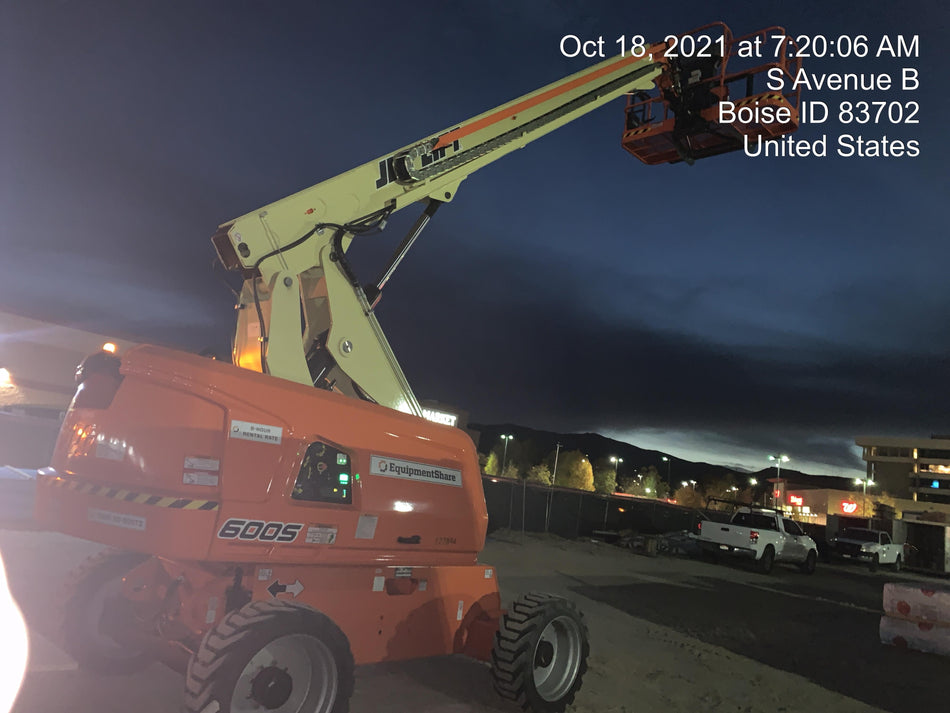 2021 JLG 600S