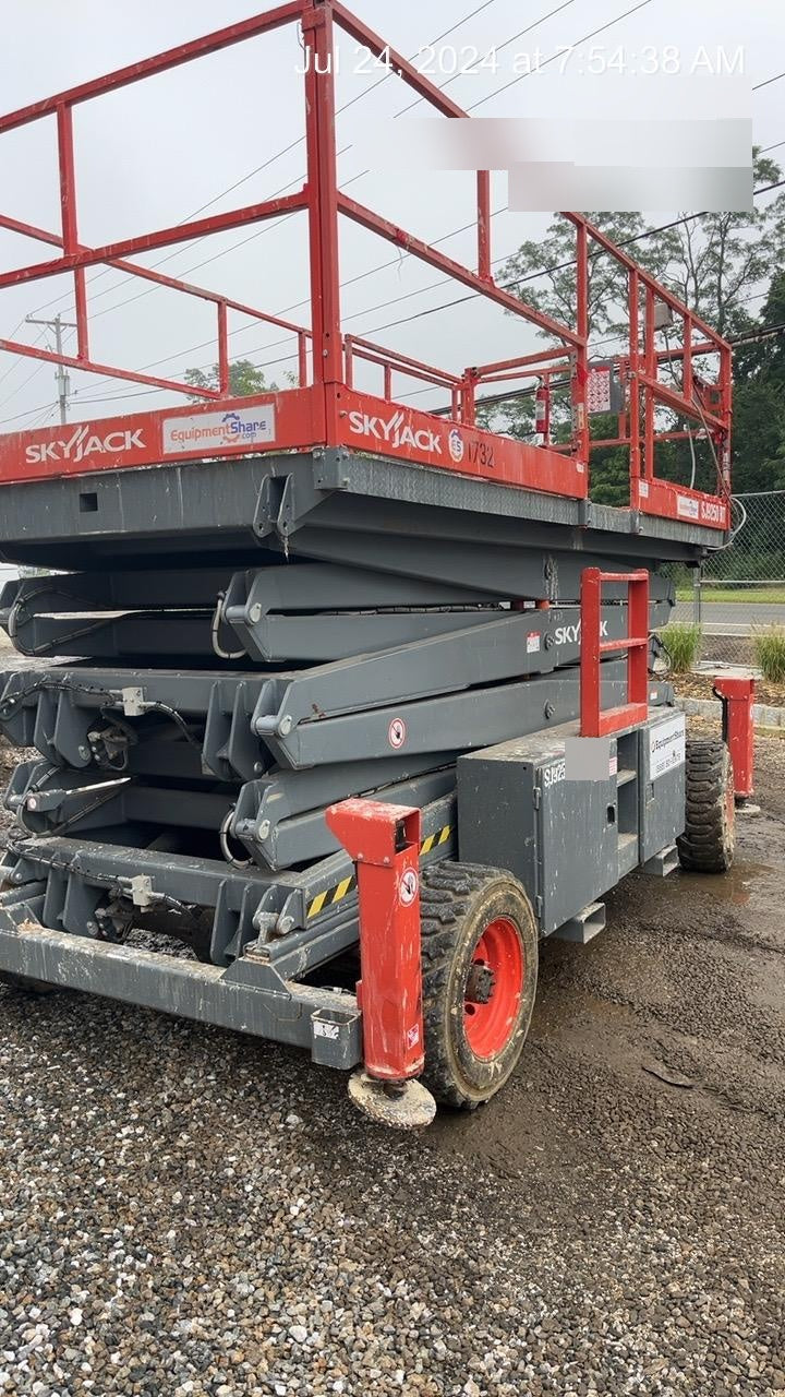 2016 SKYJACK SJ9250 RT