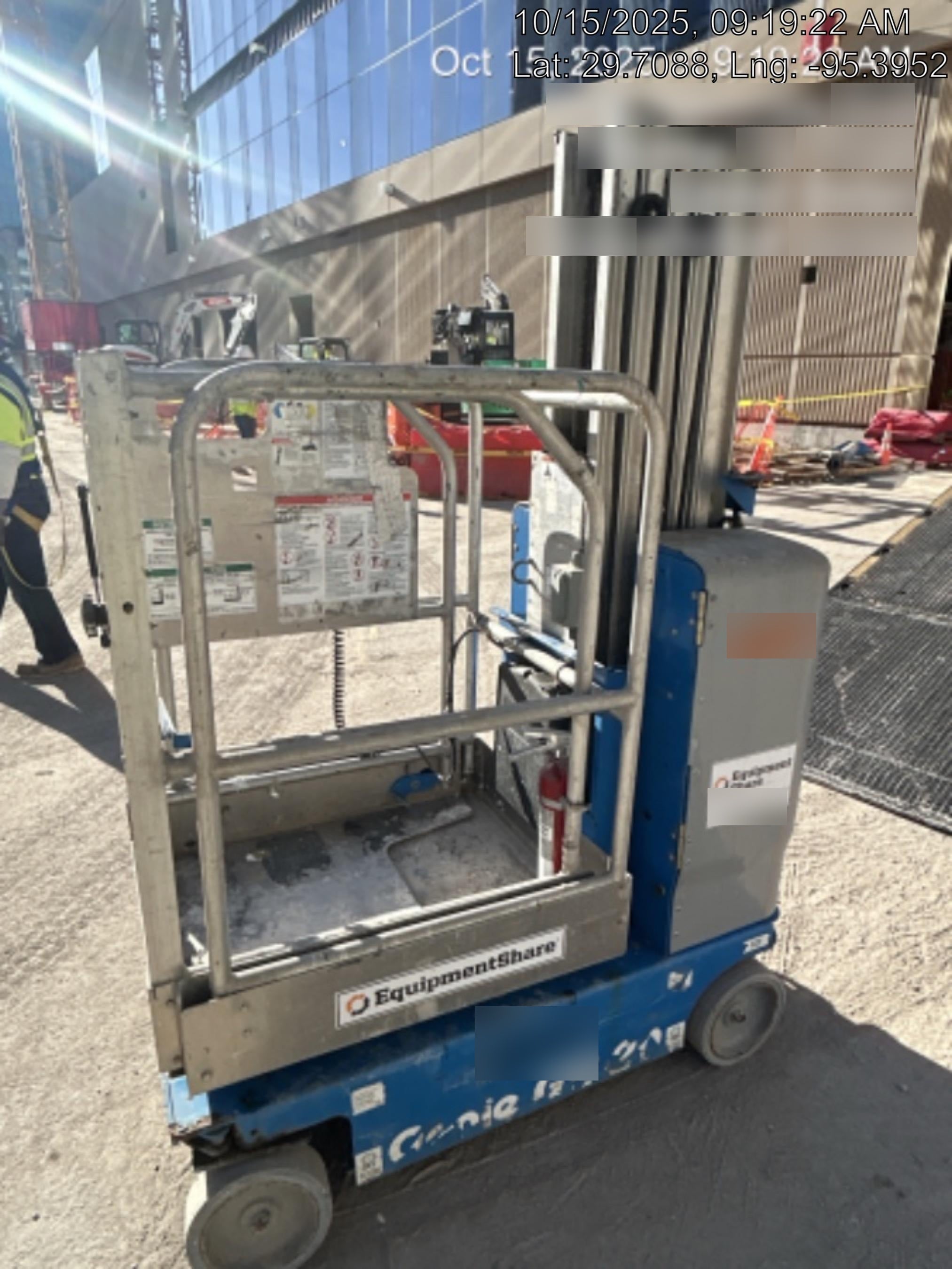 2019 GENIE GR-20
