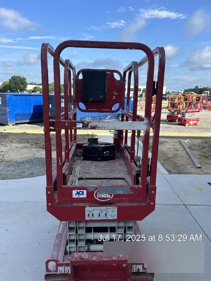 2019 MEC 1330SE MEC 1330SE w/ES Track Hardware, Full Extended 2 Year Warranty