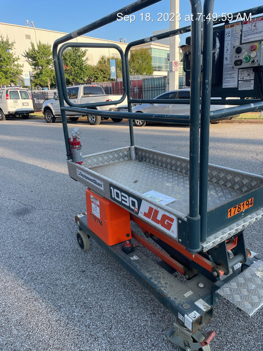 2021 JLG 1030P