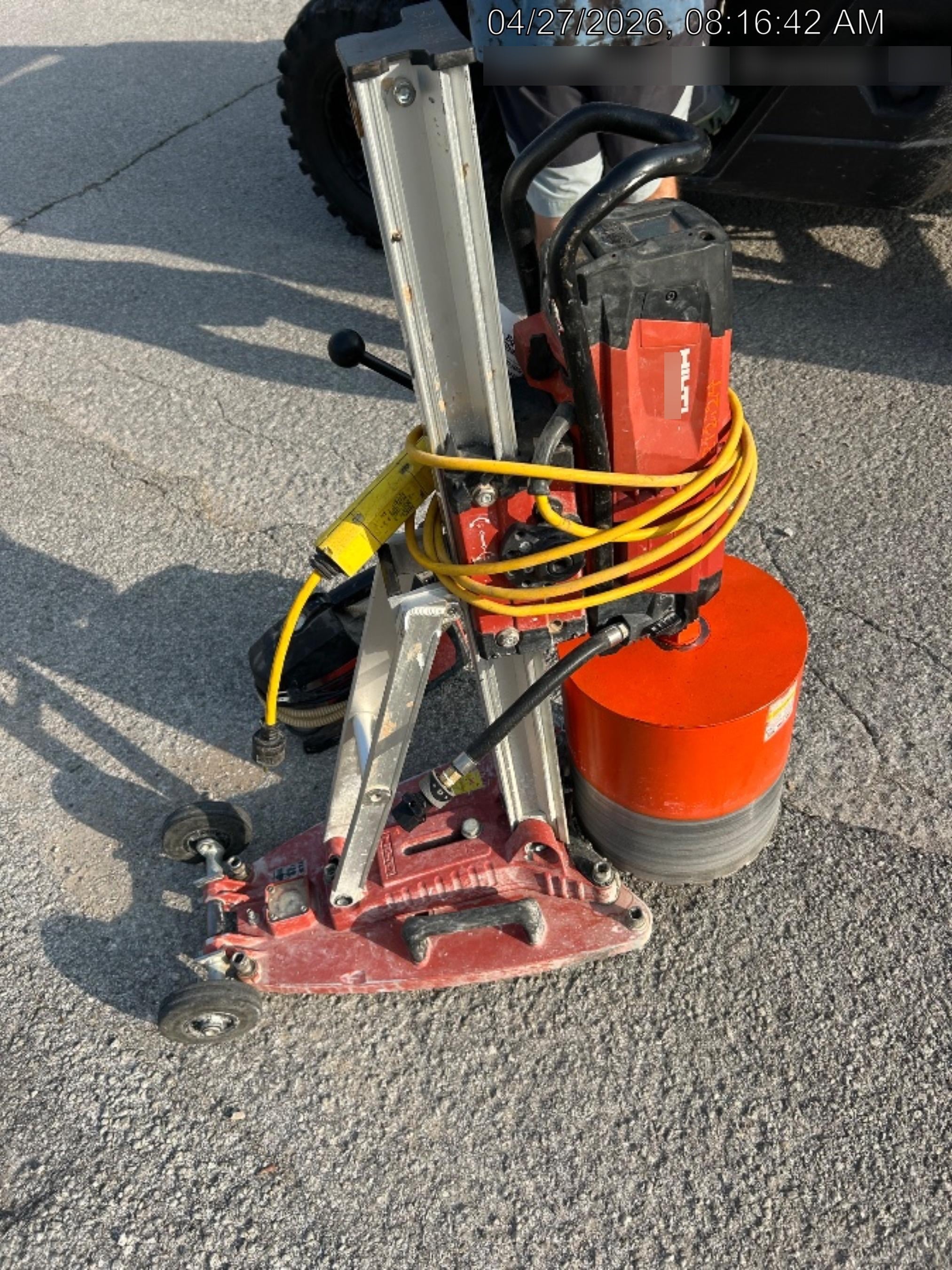 2022 HILTI DD250E