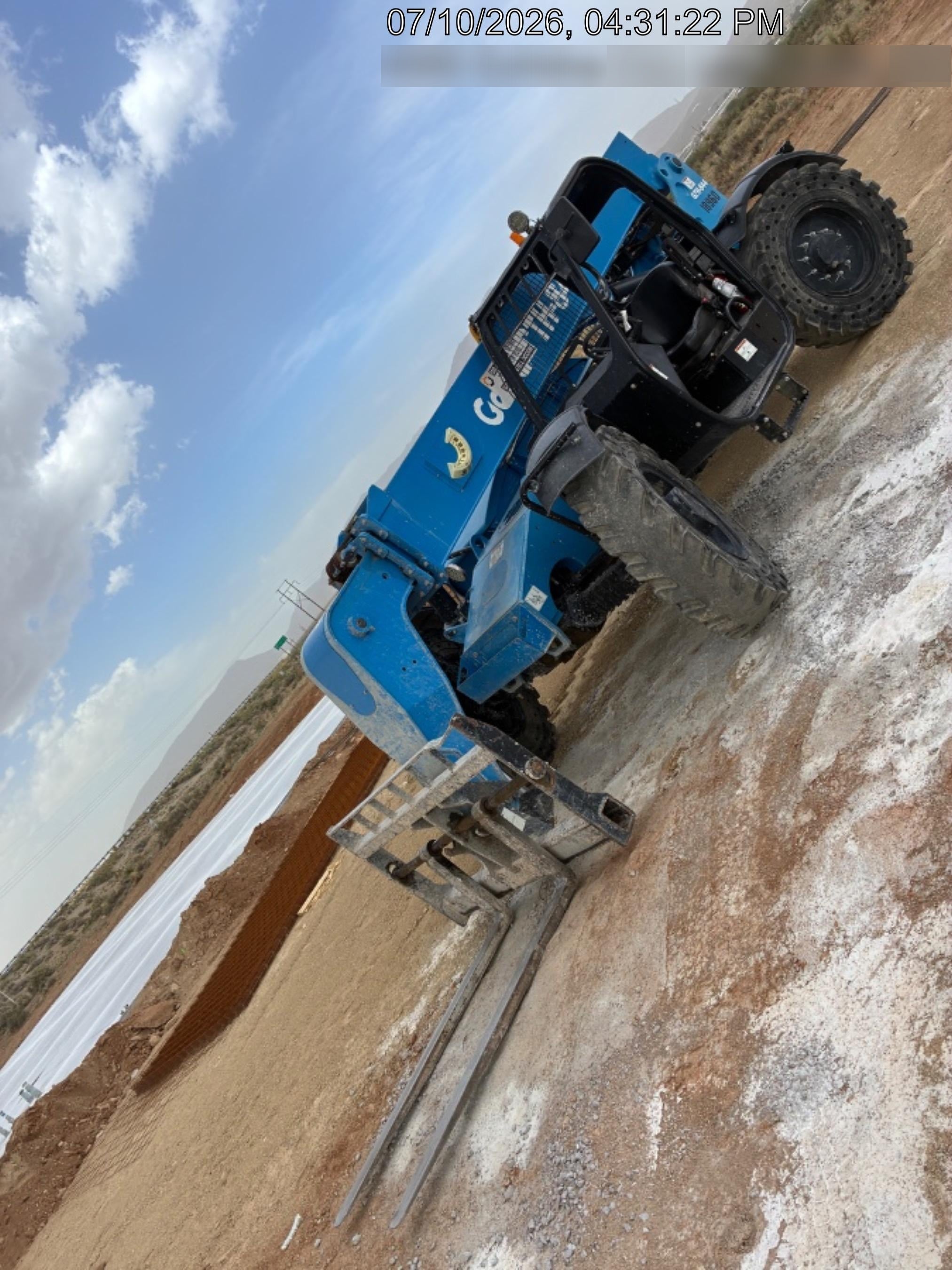 2018 Genie GTH-844 Genie GTH-844 w/ROPS, Work Lights, Solid Tires, RH Cab Mesh, Beacon, 60" Carriage and Forks