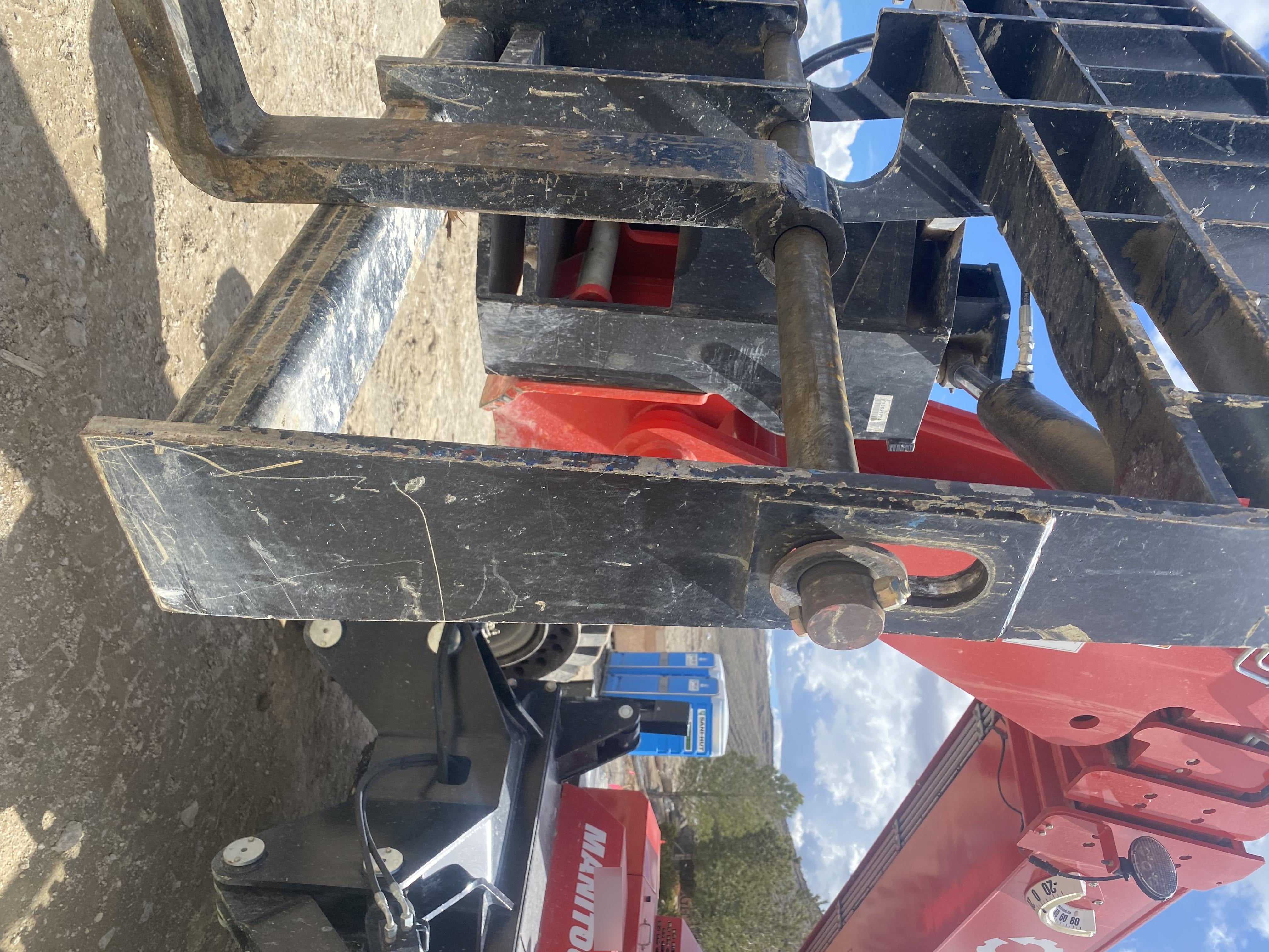 2021 MANITOU Swing Carriage - Manitou