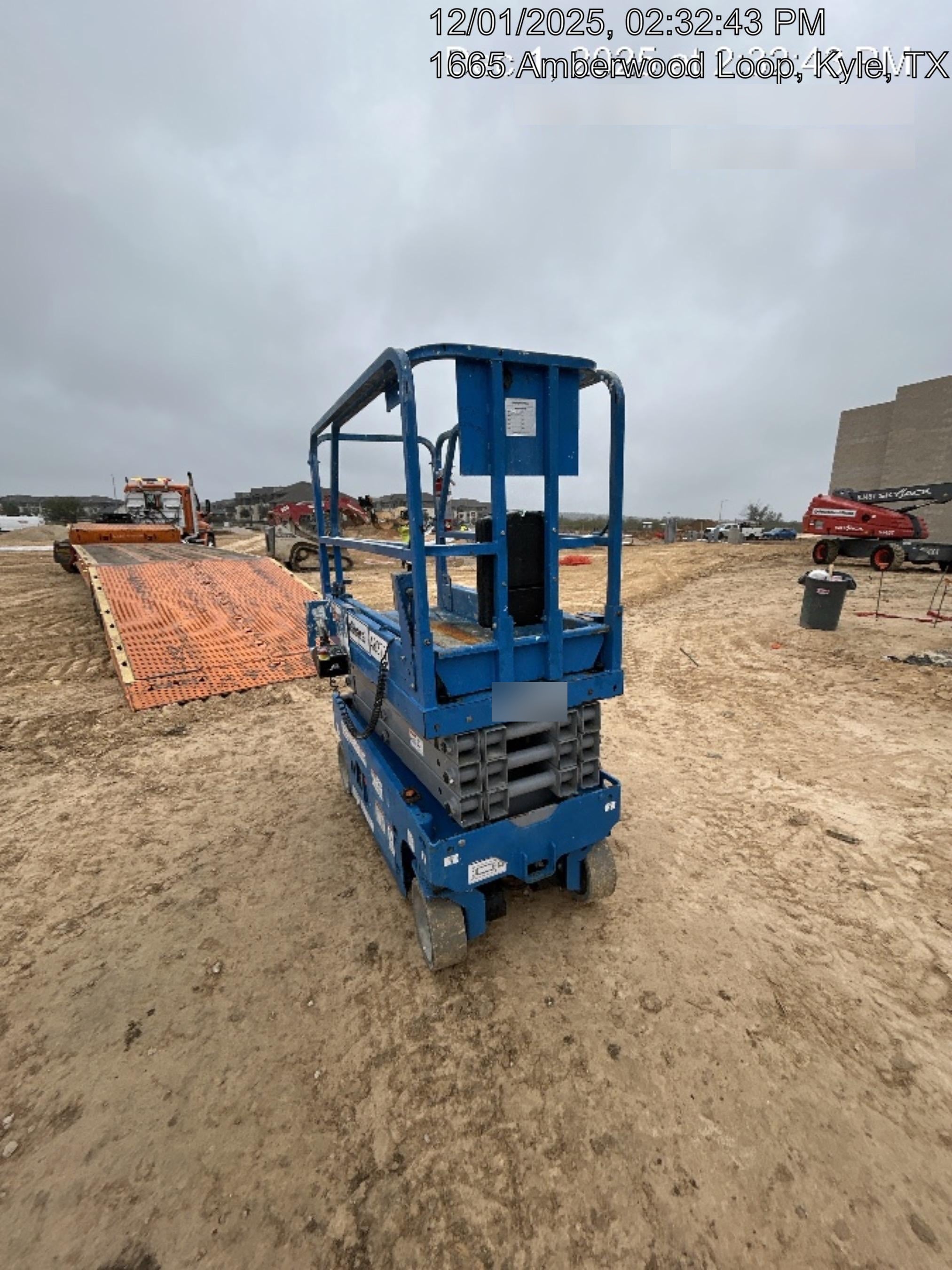 2019 Genie GS-1930 Fixed rails with chain Entry