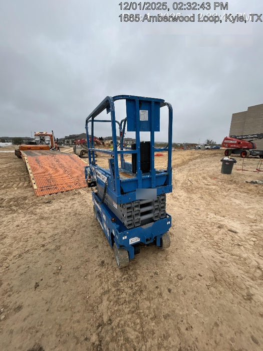 2019 Genie GS-1930 Fixed rails with chain Entry