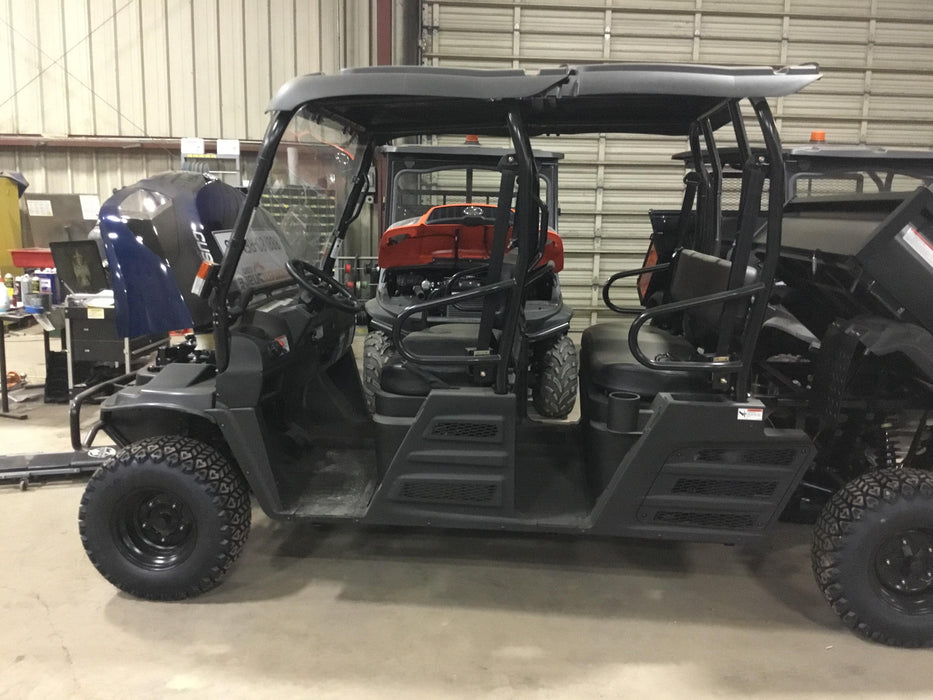 2017 CUSHMAN Hauler 4x4 Crew