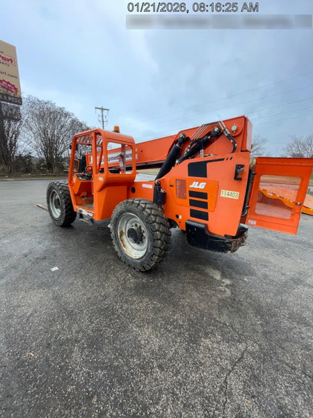 2020 Skytrak 8042 74 Hp, FF Tires, Work Lights, Beacon, Aux Hydraulics, Back up Alarm, Lifting Eye, ES Decals