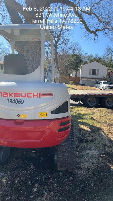 2021 TAKEUCHI TB235-2R