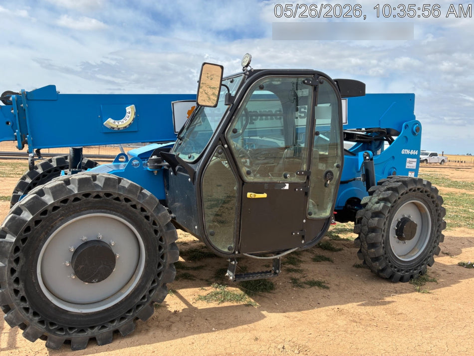 2022 GENIE GTH-844