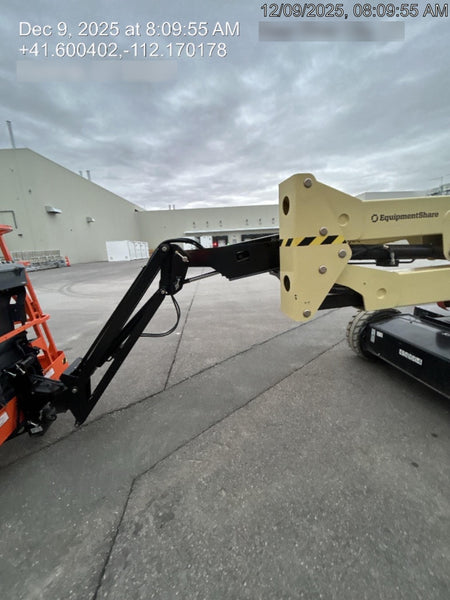 2024 JLG E450AJ