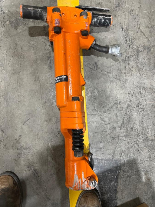 2023 MICHIGAN PNEUMATIC ES-TPB90-118-TRACKER