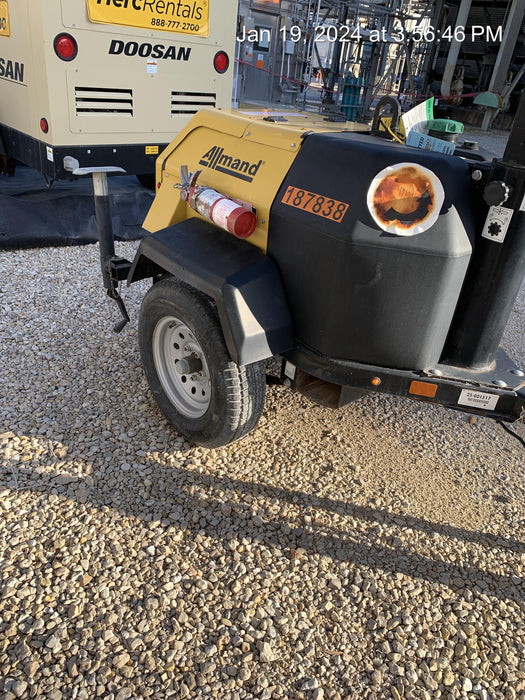 Allmand NLV3GR (4) LED Light Fixture 350W, 23' Vertical Mast, 3kW Prime, Towable, Deep Sea L401, Leveling Jacks, Yanmar T4F 5.8hp