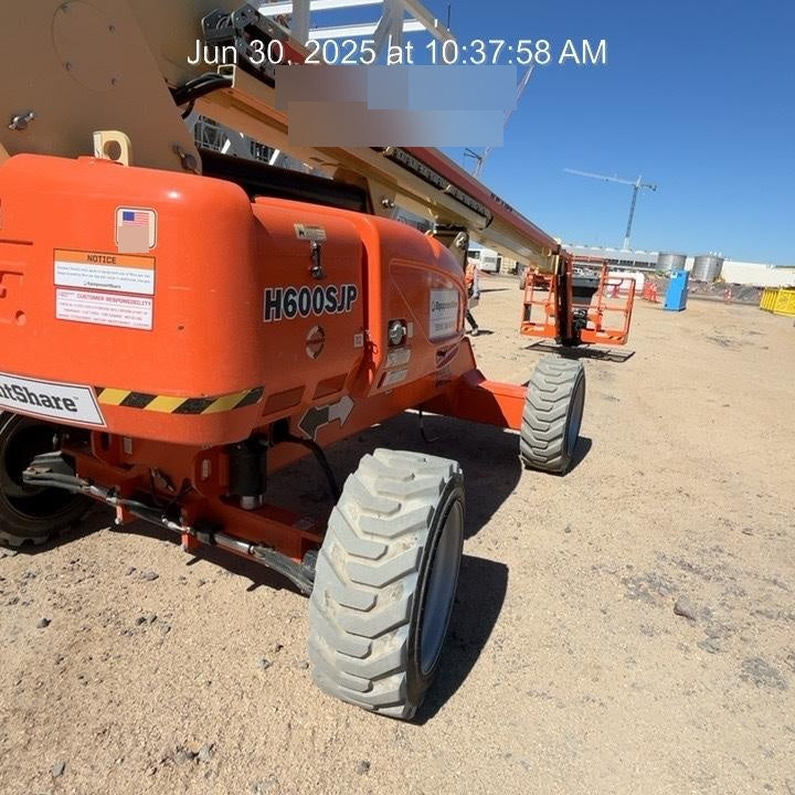 2021 JLG H600SJP