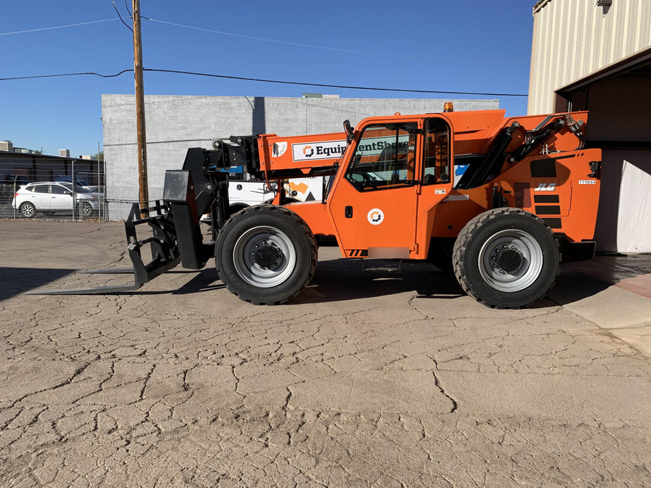 2021 SKYTRAK 10054