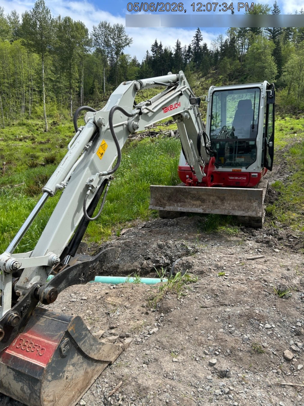 2025 TAKEUCHI TB250-2CR