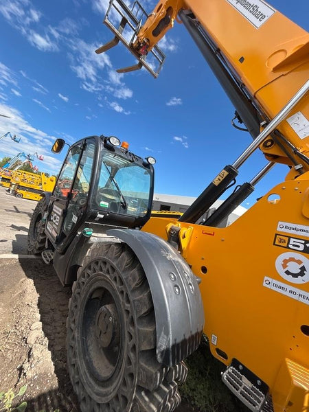 2021 JCB 510-56