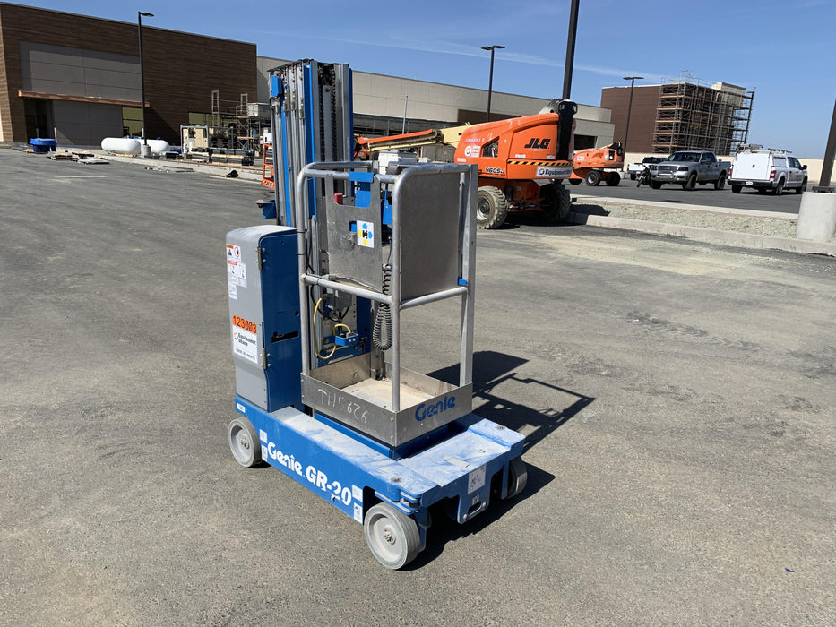 2020 GENIE GR-20