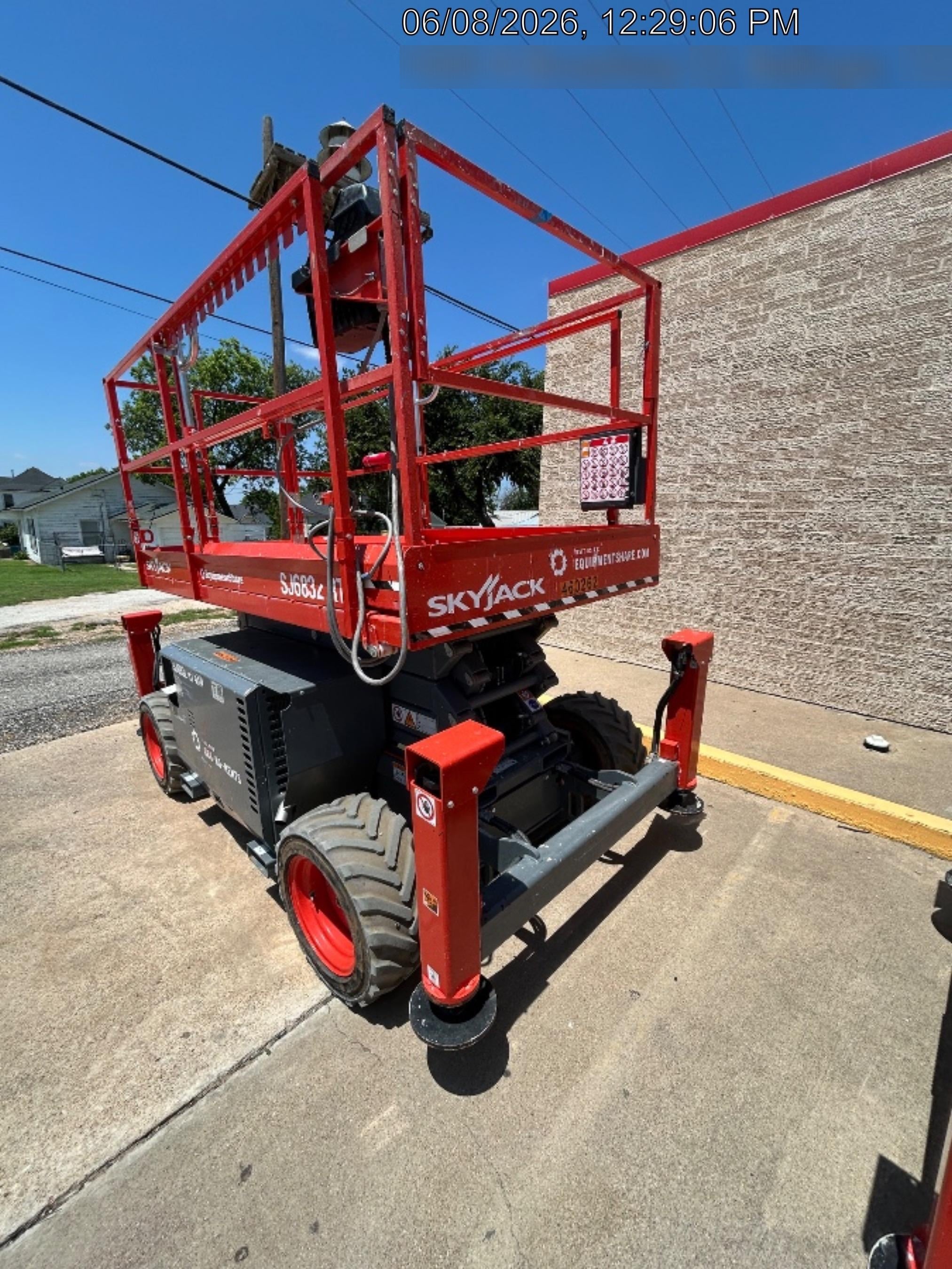 2024 SKYJACK SJ6832 RT