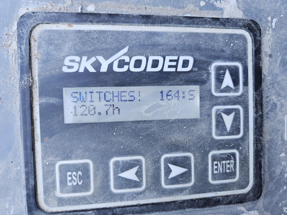 2020 Skyjack SJIII-3219 Solid NM Tires, Half height spring hinged entry gate, Dual Beacons, 800W Inverter