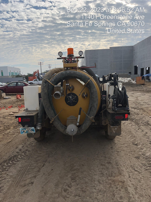 2022 VAC-TRON LP573XDT