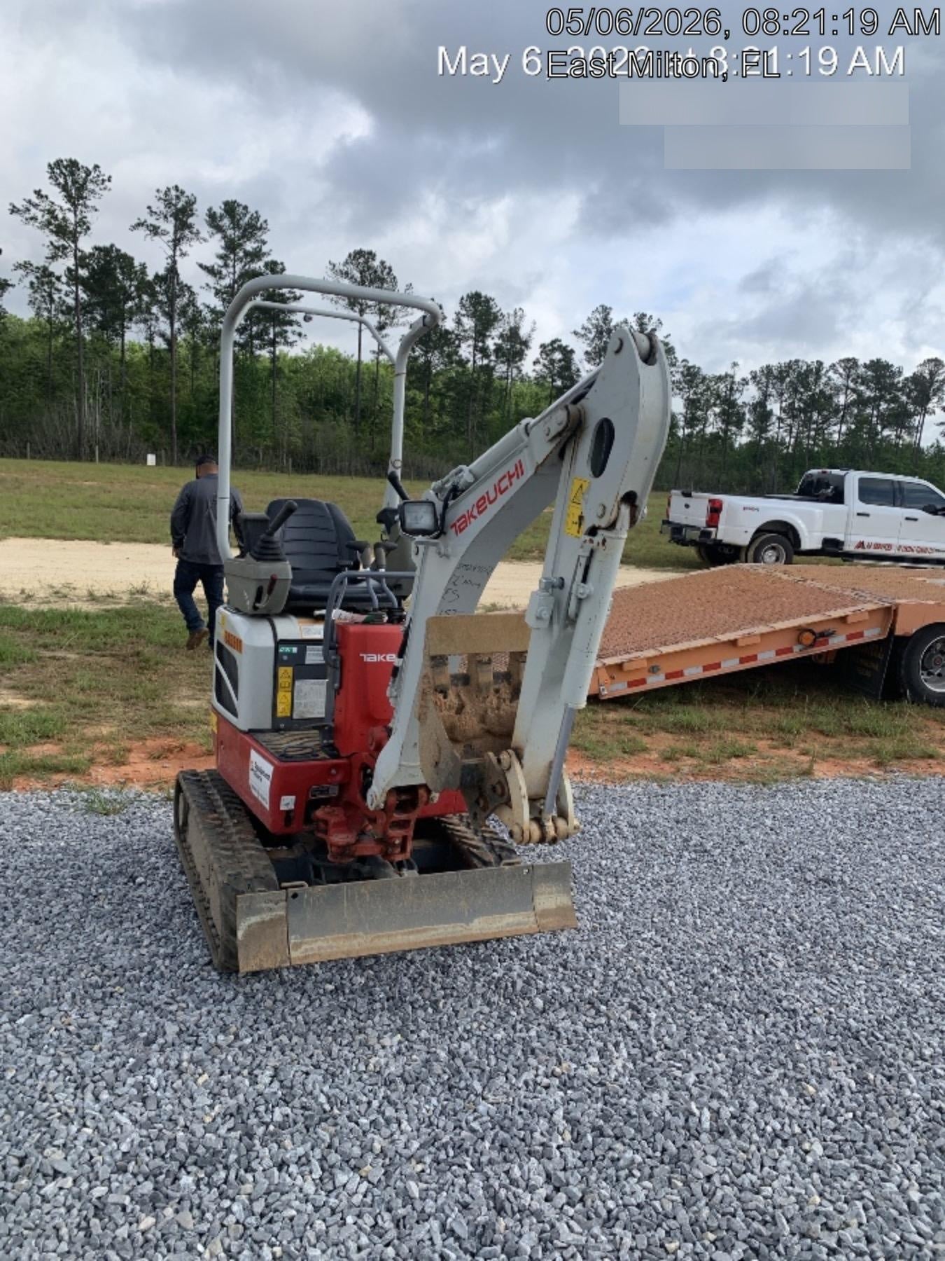 2023 TAKEUCHI TB210R