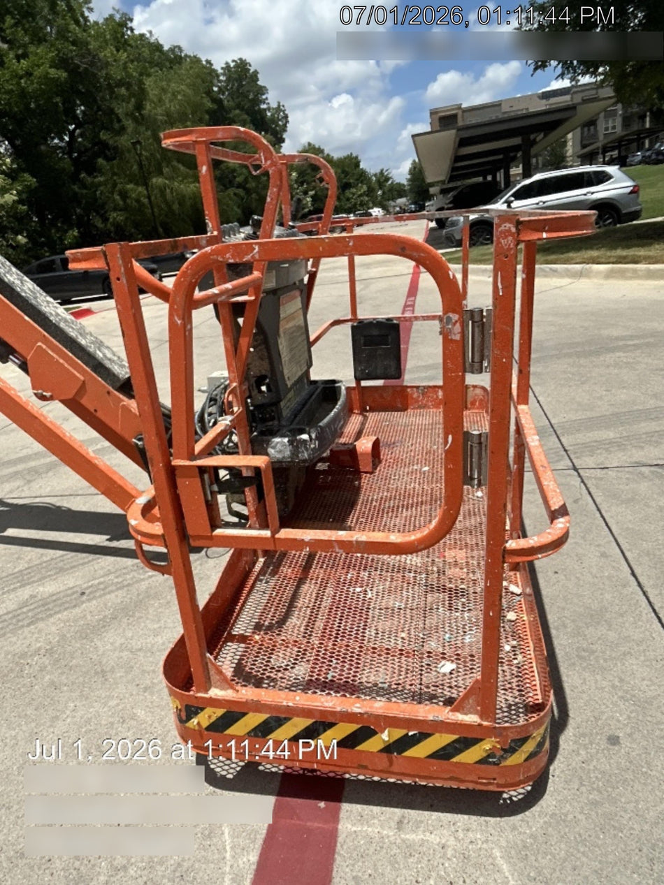 2022 JLG 860SJ
