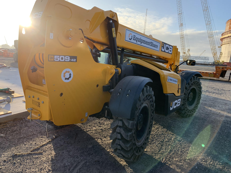 2020 JCB 509-42 Cab/Heat/Air, Solid Tires, Work Lights, Beacon, Aux Hydraulics, Back up Alarm, Lifting Eye, ES Decals