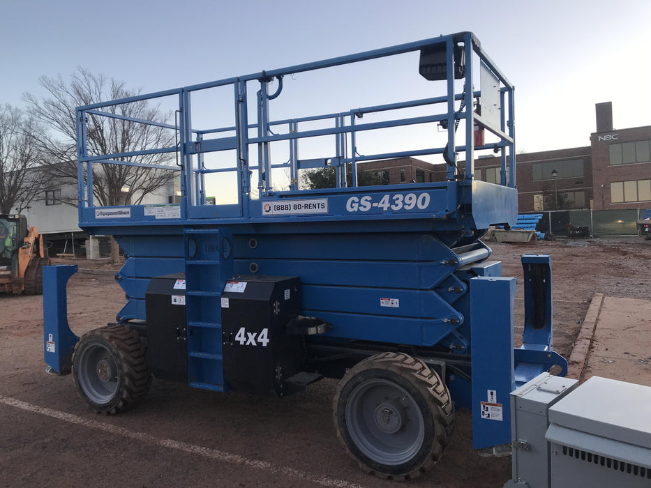 2020 GENIE GS-4390 RT