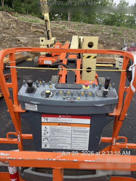 2021 JLG E450AJ
