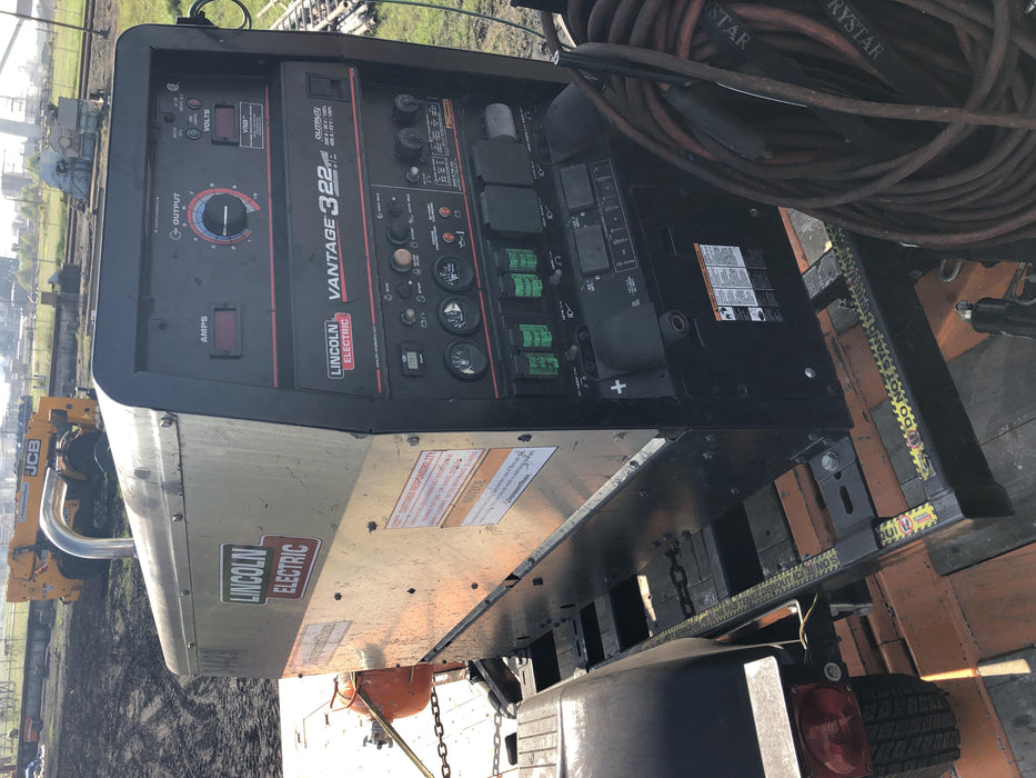 2019 Lincoln Electric Vantage 322 Welder Ready-Pak 3, Two wheel trailer, Fender and Light kit, Cable Rack