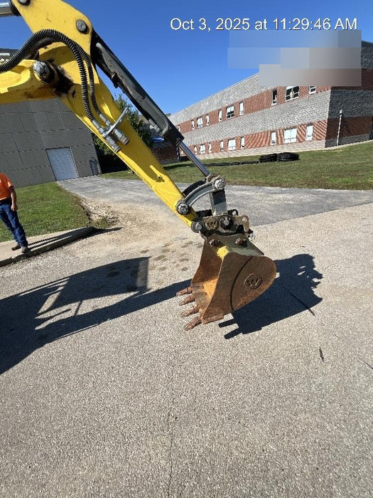 2018 Wacker Neuson EZ28 Wacker Neuson EZ28 w/Manual QC, Buckets: 24" ,18"