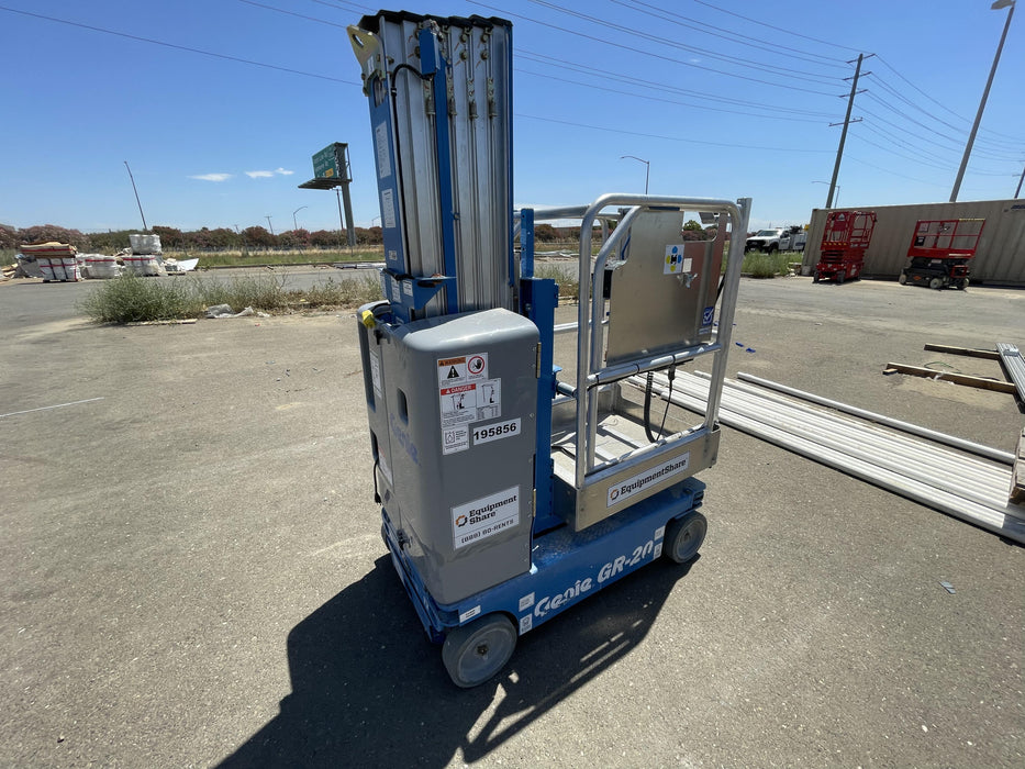 2021 GENIE GR-20
