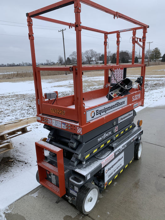 2021 SKYJACK SJ3219