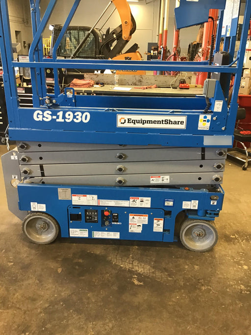 2020 Genie GS-1930 Fixed rails with chain entry gate - Pre A92.20