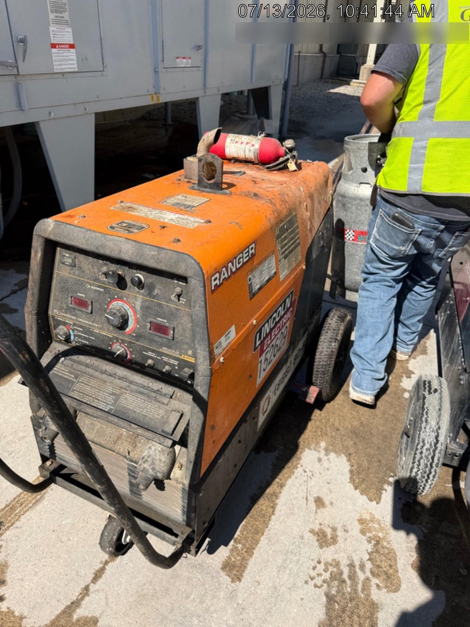 2021 Lincoln Electric Ranger 305 LPG LPG One-Pak (includes undercarriage, tank holder & tank strap) ORANGE