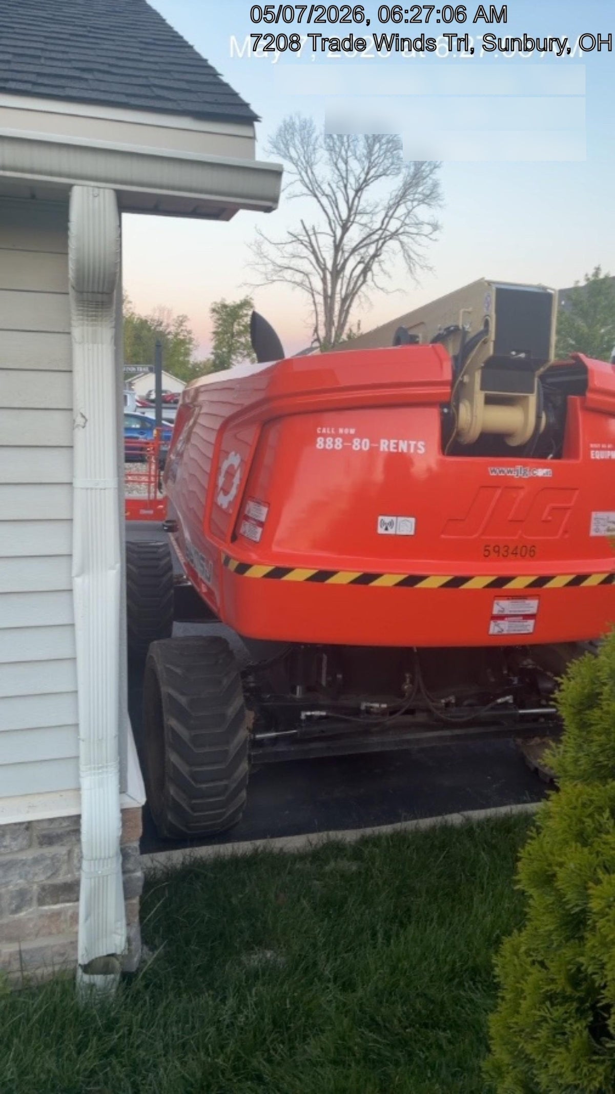2025 JLG 660SJ