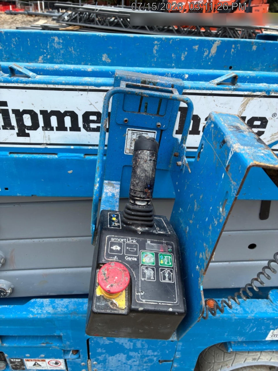 2023 GENIE GS-2632