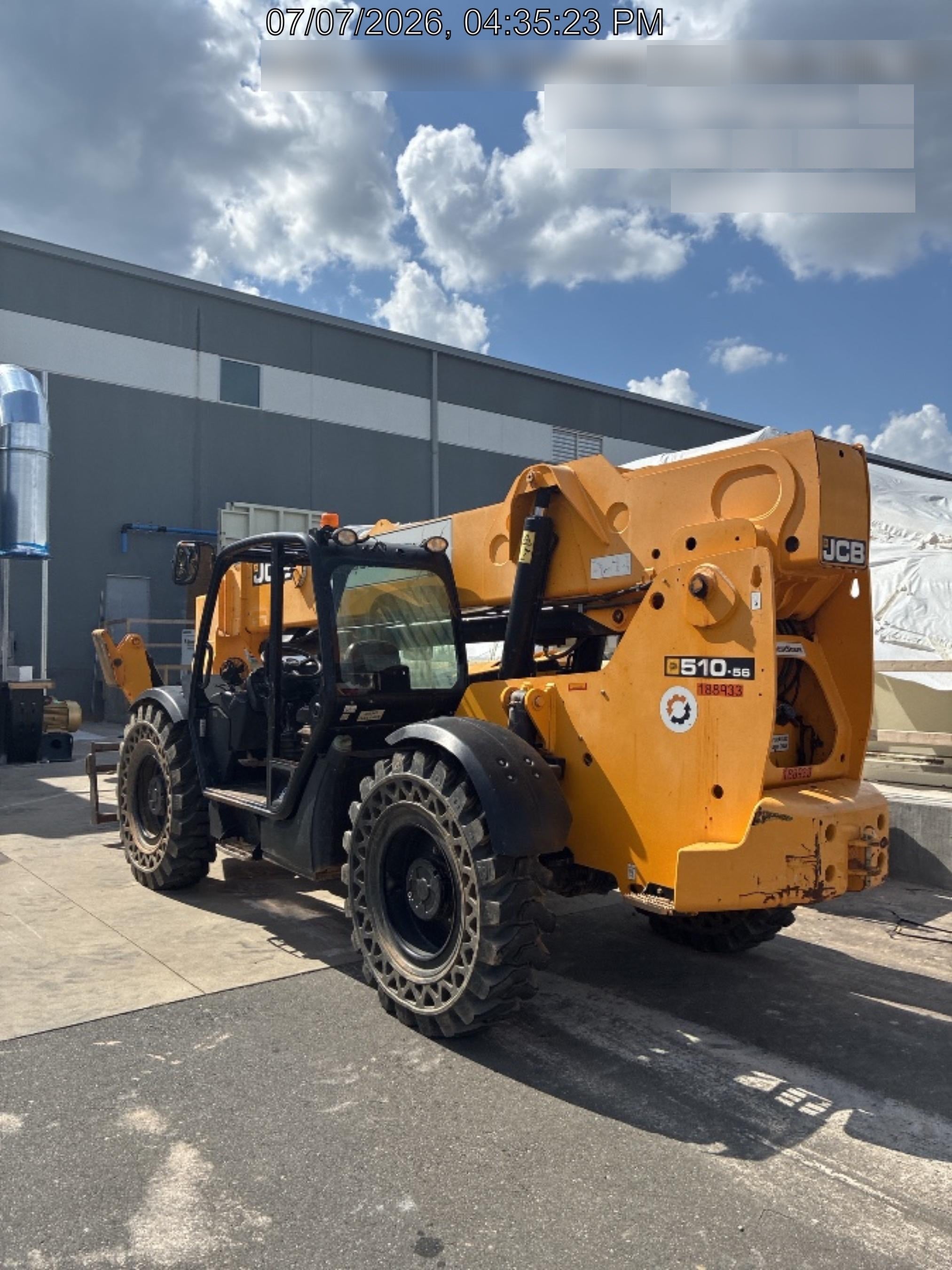 2021 JCB 510-56