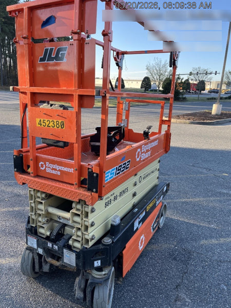 2024 JLG ES1932