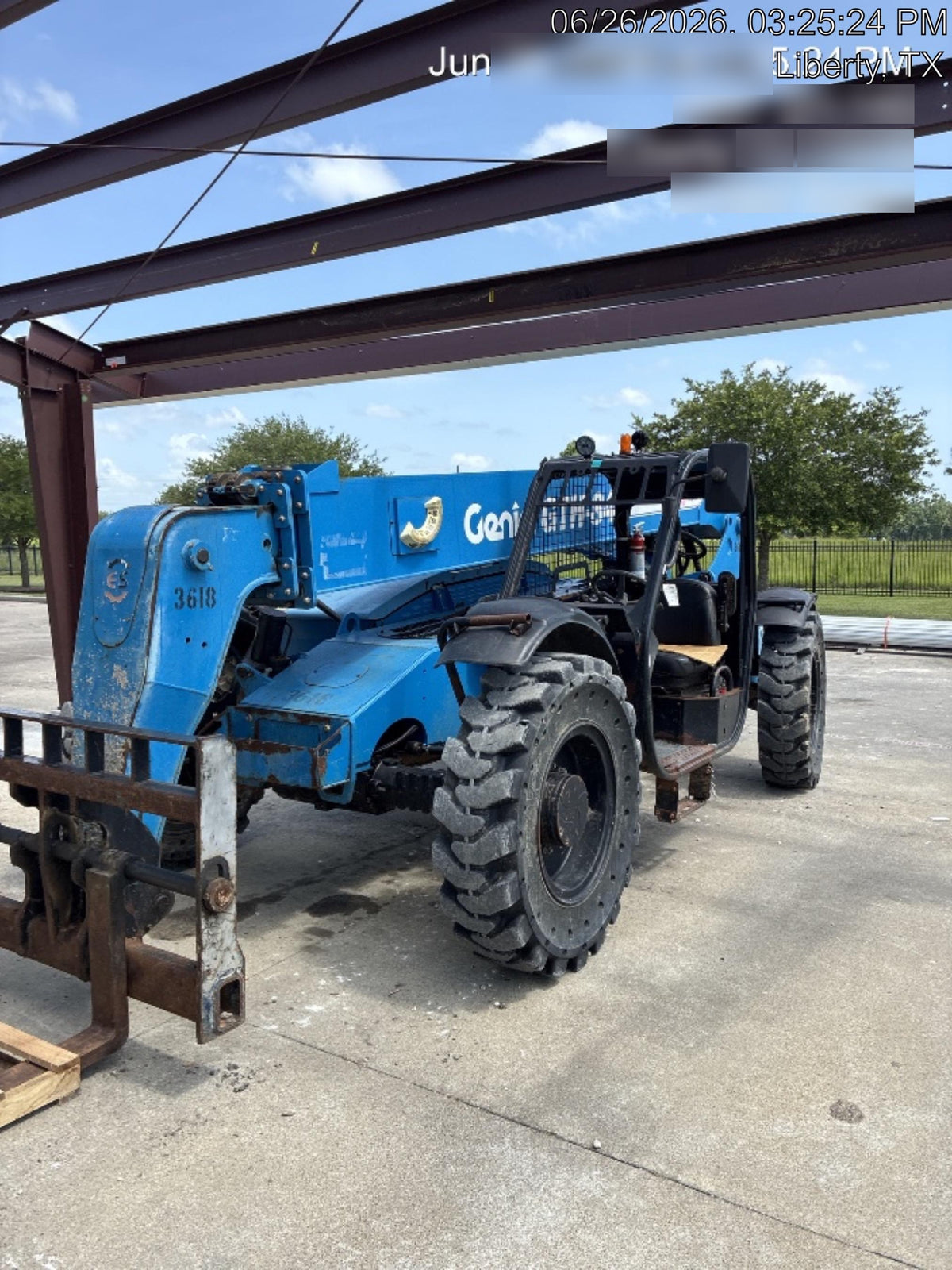 2017 GENIE GTH-844