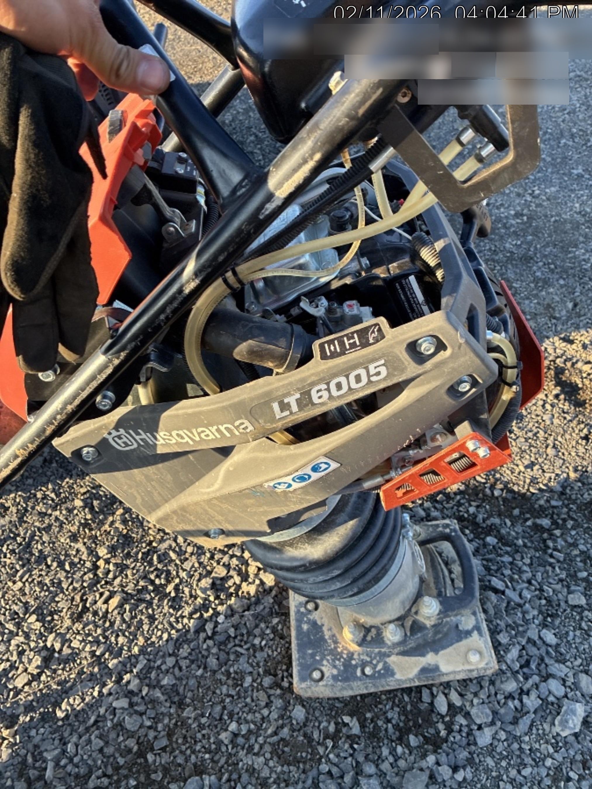 2025 HUSQVARNA LT6005
