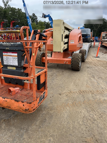 2019 JLG 450AJ